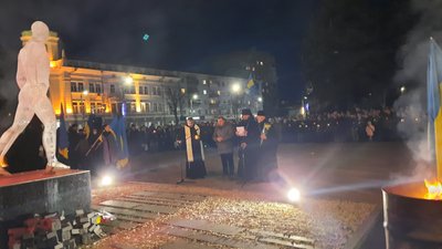 У Житомирі вшановують пам'ять Героїв Небесної Сотні
