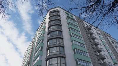 Без права власності. Як живуть франківці у будинку, який не можуть здати 6 років Без права власності. Як живуть франківці у будинку, який не можуть здати 6 років