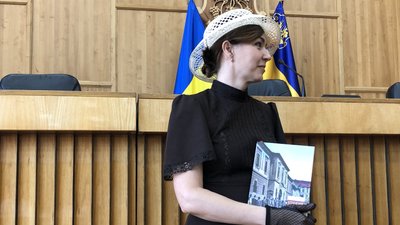 Книгу "Втрачений Ужгород. Міська управа" презентувала Тетяна Літераті в міськраді Ужгорода Книгу "Втрачений Ужгород. Міська управа" презентувала Тетяна Літераті в міськраді Ужгорода