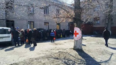 Працівники та волонтери Луганської обласної організації ТЧХУ працювали і продовжують працювати для людей