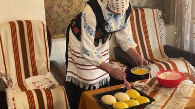 "Смак дитинства згадується": господиня з Волині поділилась рецептом пирогів з цукровими буряками "Смак дитинства згадується": господиня з Волині поділилась рецептом пирогів з цукровими буряками
