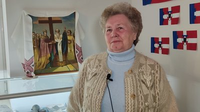 Родинна реліквія як оберіг: ікону з Рівненщини передадуть бійцям ТрО Волині на передову Родинна реліквія як оберіг: ікону з Рівненщини передадуть бійцям ТрО Волині на передову