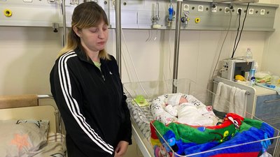 Міжнародний день передчасно народжених дітей: у Дніпрі показали як доглядають за малюками Міжнародний день передчасно народжених дітей: у Дніпрі показали як доглядають за малюками