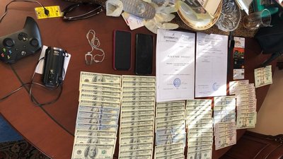 На Київщині затримали банду правоохоронців, яких підозрюють у викраденні людей На Київщині затримали банду правоохоронців, яких підозрюють у викраденні людей