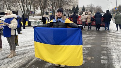 Люди під час акції-нагадування у Південноукраїнську