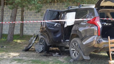 Вибух авто на Львівщині: основна версія правоохоронців — навмисне вбивство