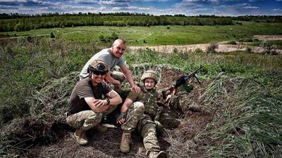 "Діду, що ти робив, коли була війна?": історія двічі добровольця з Рівного Дениса Цибульського "Діду, що ти робив, коли була війна?": історія двічі добровольця з Рівного Дениса Цибульського