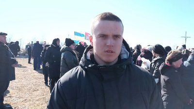 На Тернопільщині попрощалися із загиблим художником та бійцем Олегом Дробоцьким