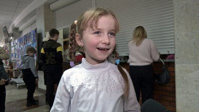 У Луцьку для дітей із родин переселенців організували свято до Дня святого Миколая У Луцьку для дітей із родин переселенців організували свято до Дня святого Миколая