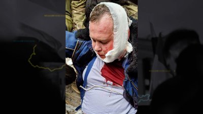 Волонтери з різних областей України відновлюють будинок у Чернігові, який зруйнував підбитий літак Красноярцева Волонтери з різних областей України відновлюють будинок у Чернігові, який зруйнував підбитий літак Красноярцева