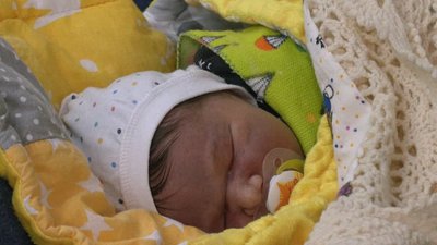 У Чернігові під обстрілами народилися дві трійні У Чернігові під обстрілами народилися дві трійні