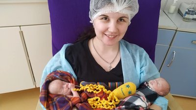 Львівські лікарі врятували двійню, яка народилася на 7 місяці вагітності Львівські лікарі врятували двійню, яка народилася на 7 місяці вагітності