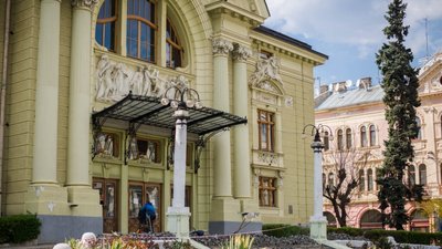 У Чернівцях та області актори театру покажуть для дітей казку-квест "Паляниця"