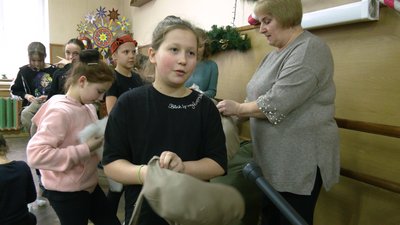 Як хореограф Тарас Гедзик в Івано-Франківську організував пошиття речей для військових Як хореограф Тарас Гедзик в Івано-Франківську організував пошиття речей для військових