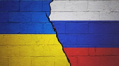 "Я — батько українського солдата". На Франківщині припинила діяльність російська община