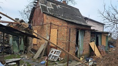 Ніч без обстрілів, вручення нагород родинам бійців, прощання з парамедикинею. Головні новини Дніпропетровщини 7 березня