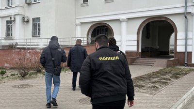 Чотири лікарні Полтавщини перевірятимуть, чи пацієнти там не сплачували за послуги