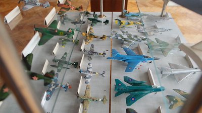 300 саморобних літаків у мініатюрі. Експозицію відкрили у музеї Повітряних сил Збройних сил України 300 саморобних літаків у мініатюрі. Експозицію відкрили у музеї Повітряних сил Збройних сил України