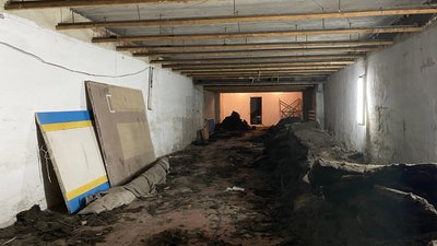 У Полтаві ремонтують укриття у ліцеї №33 У Полтаві ремонтують укриття у ліцеї №33