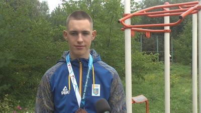 Виграв бронзу та готується на Європу: 14-річний тхеквондист з Хмельницького Давід Гулій