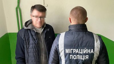 Дитяча порнографія, вчитель танців, контент сексуального характеру