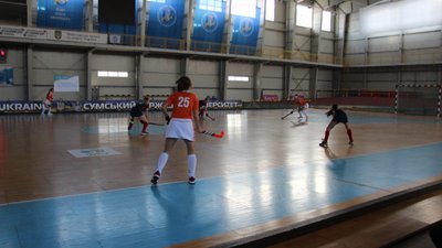 "Сумчанка" стартувала у фінальному турі чемпіонату України з індорхокею "Сумчанка" стартувала у фінальному турі чемпіонату України з індорхокею