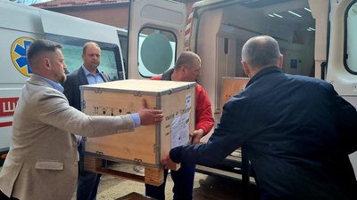 Медзаклади Івано-Франківщини отримали допомогу з Німеччини та Угорщини Медзаклади Івано-Франківщини отримали допомогу з Німеччини та Угорщини