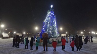 Без ялинки, але з подарунками. У села Олександрівської громади їх привезе новорічний експрес-автобус