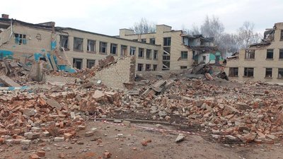 Двоє загиблих, 10 травмованих, зруйновані будівлі: що відомо про обстріл Сумського району 24 березня Двоє загиблих, 10 травмованих, зруйновані будівлі: що відомо про обстріл Сумського району 24 березня