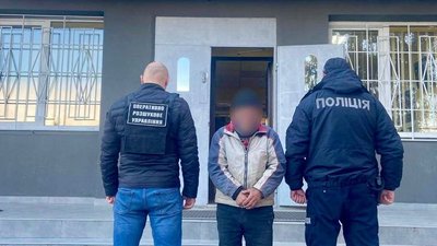 Правоохоронці затримали закарпатця за підозрою у переправленні чоловіків через кордон