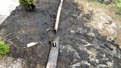 На Рівненщині намагались спалити авто поліції На Рівненщині намагались спалити авто поліції