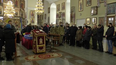 Олександра Глушка відспівують в Свято-Успенському соборі Олександра Глушка відспівують в Свято-Успенському соборі