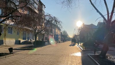 До кінця робочого тижня на Сумщині триматиметься аномально тепла погода