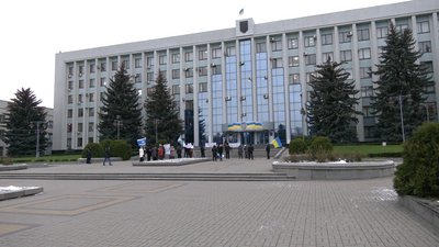 У Рівному профспілки вийшли на акцію під ОДА У Рівному профспілки вийшли на акцію під ОДА