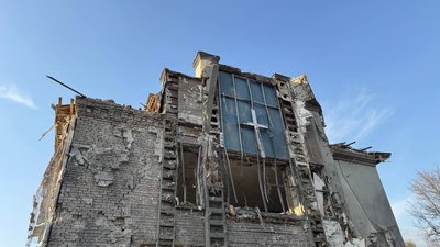 Росіяни атакували Дім Євангелії у Запоріжжі, 16 квітня 2026 рік
