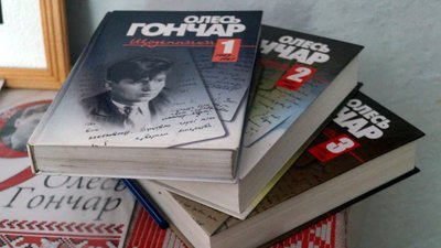 «Слово як зброя». У Дніпрі розпочали знімати документальний фільм про Олеся Гончара – фоторепортаж