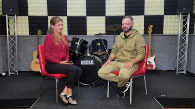 Музикант Ігор Воєвуцький: "Пішов у тероборону і волонтерю, бо хочу бути корисним" Музикант Ігор Воєвуцький: "Пішов у тероборону і волонтерю, бо хочу бути корисним"