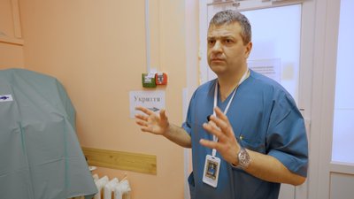 ФАБ-500 з неба: бомбардування вулиці Чорновола у Чернігові. РЕПОРТАЖ ФАБ-500 з неба: бомбардування вулиці Чорновола у Чернігові. РЕПОРТАЖ