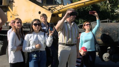До Чернівців на виставку привезли спалену техніку російських окупантів