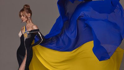 Учасниця "Міс Всесвіт" Вікторія Апанасенко про волонтерство у Бучі, стосунки з росіянкою та плани на майбутнє Учасниця "Міс Всесвіт" Вікторія Апанасенко про волонтерство у Бучі, стосунки з росіянкою та плани на майбутнє