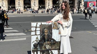 "Мистецтво – це моя єдина зброя проти війни". Миколаївська художниця пише картини, щоб допомогти дітям сиротам "Мистецтво – це моя єдина зброя проти війни". Миколаївська художниця пише картини, щоб допомогти дітям сиротам