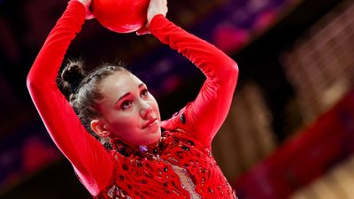 Художня гімнастка збірної України в групових змаганнях