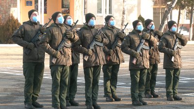В Івано-Франківську 39 військовослужбовців Нацгвардії України склали присягу В Івано-Франківську 39 військовослужбовців Нацгвардії України склали присягу