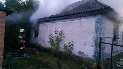 На Вінниччині через паління у ліжку в пожежі помер чоловік