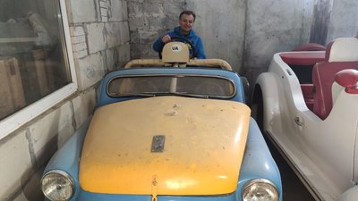 "Уже є перші покупці": тернопільський бізнесмен про продаж своєї колекції ретроавтомобілів "Уже є перші покупці": тернопільський бізнесмен про продаж своєї колекції ретроавтомобілів