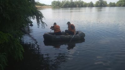 У Новомиргородському районі рятувальники витягли із ставка тіло жінки