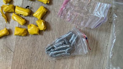 На Тернопільщині поліцейські затримали чоловіка, який розповсюджував наркотики На Тернопільщині поліцейські затримали чоловіка, який розповсюджував наркотики