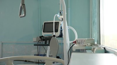 "Для підстрахування": Іванніков про ідею передачі апаратів вентиляції легень до Харкова