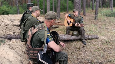Історія двох Артурів: в лавах Нацгвардії разом служать батько та син з Волині Історія двох Артурів: в лавах Нацгвардії разом служать батько та син з Волині