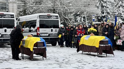 З військовими Ігорем Германом та Павлом Вахнюком попрощалися у Рівному